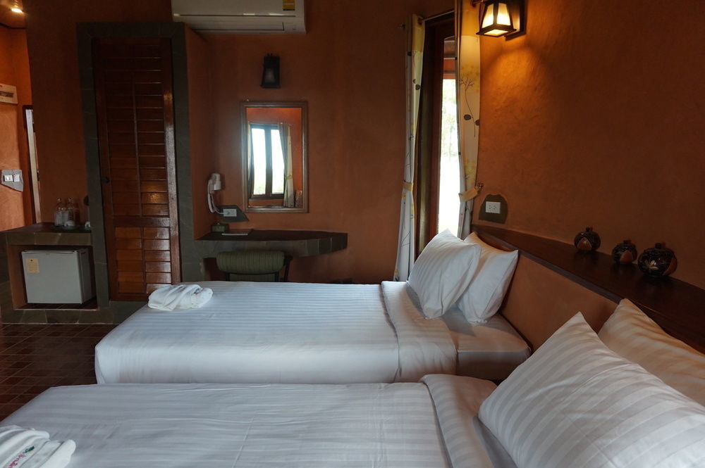 Hotel Baandin Wangnaamkeaw Wang Nam Khiao Exterior foto