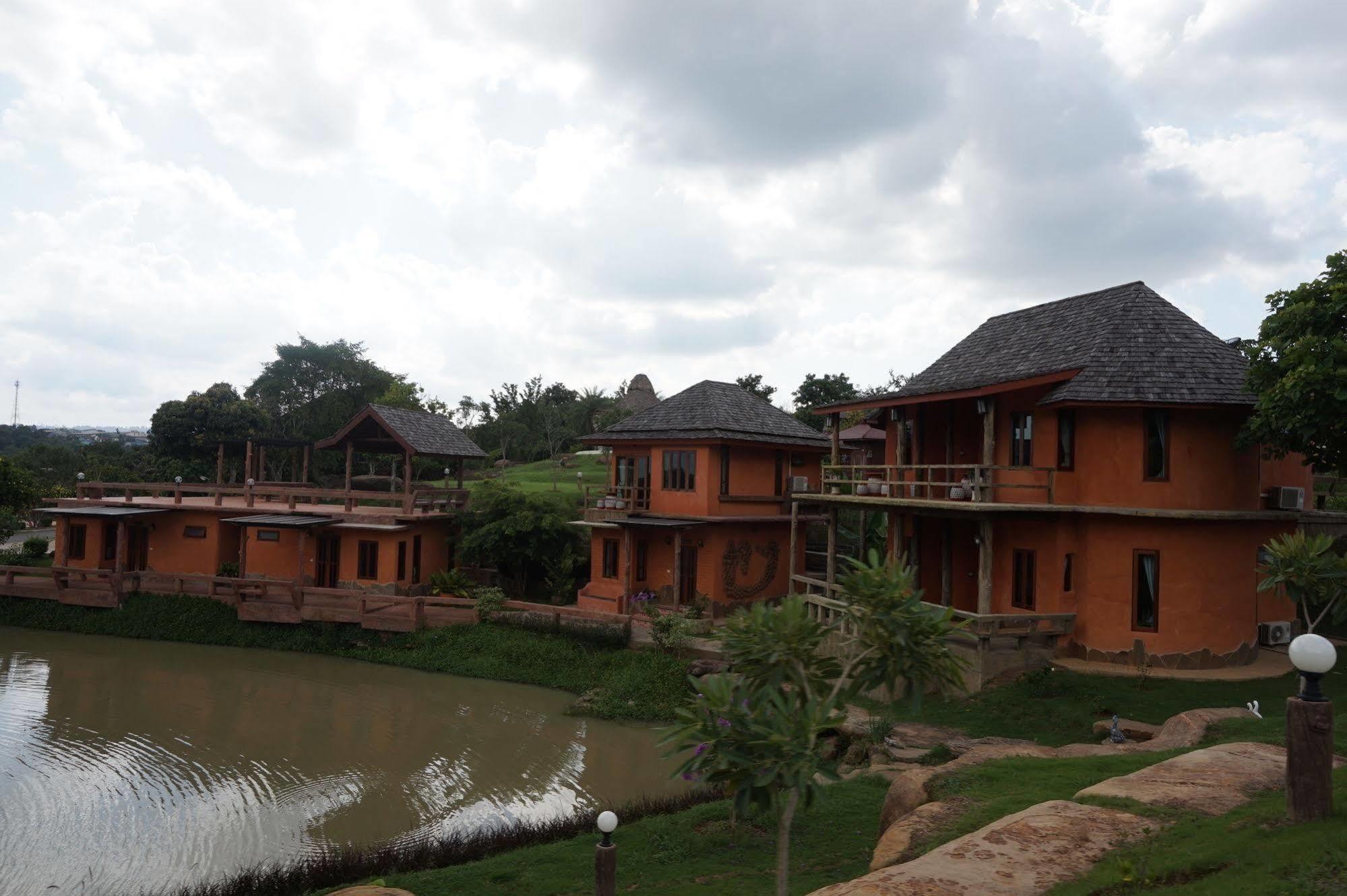 Hotel Baandin Wangnaamkeaw Wang Nam Khiao Exterior foto