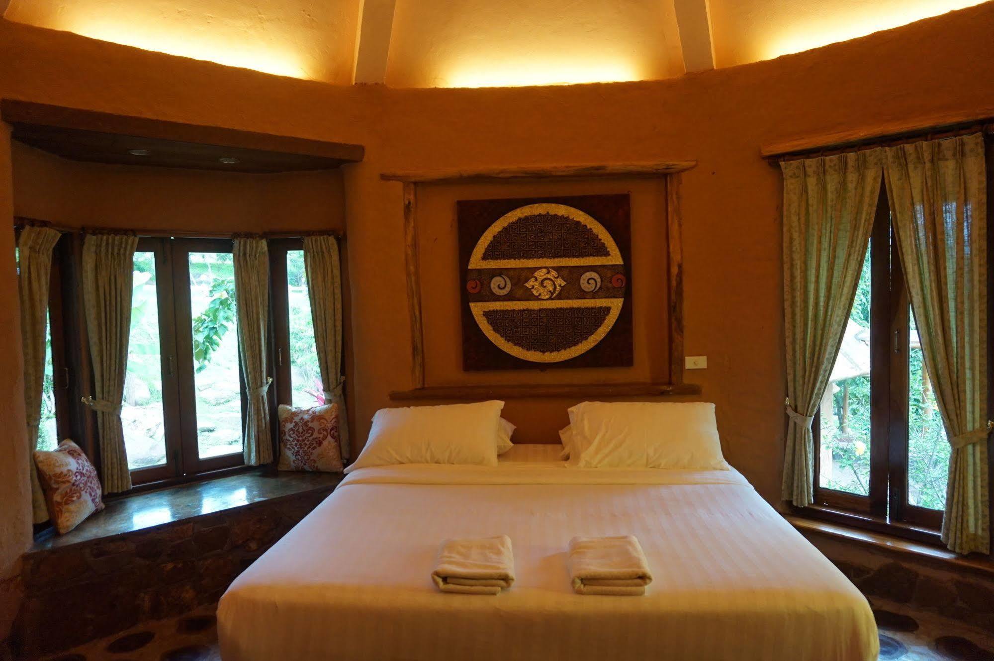 Hotel Baandin Wangnaamkeaw Wang Nam Khiao Exterior foto
